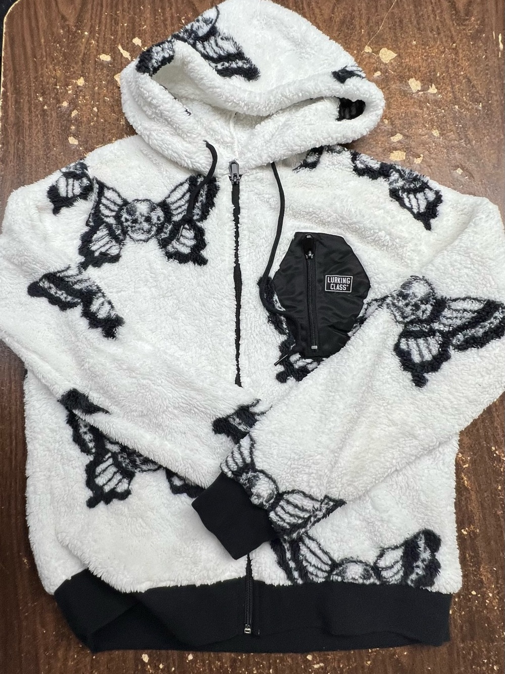 Lurking Class Skull Fly Black & White Sherpa Zip Hoodie M